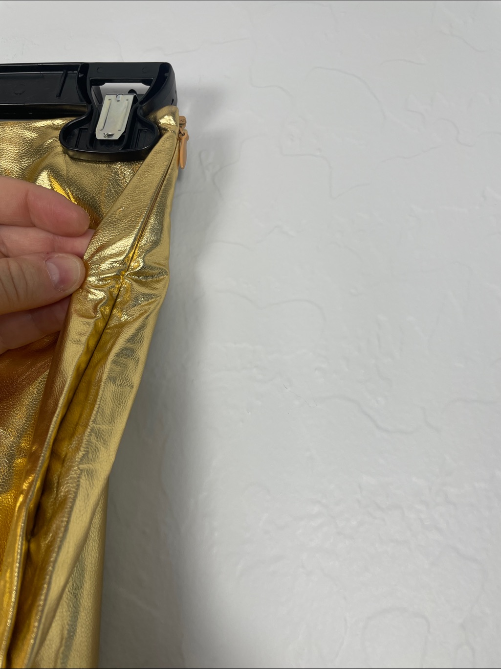 New Hosbjerg Metallic Gold Unique Straight Leg Pants Size Small Disco Fashion — image 6 of 8